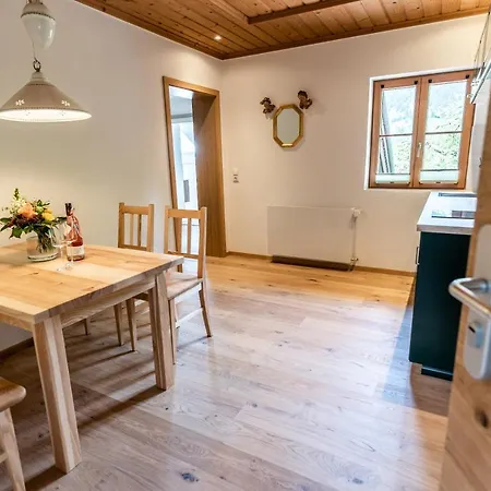 Bed & Breakfast Gaestehaus Neu Am Passionstheater