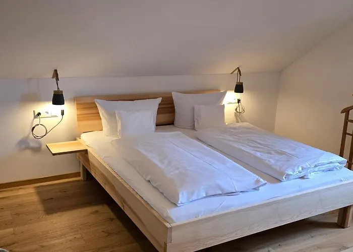 فندق مبيت وإفطار Gaestehaus Neu Am Passionstheater اوبرامرغو