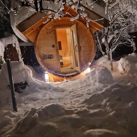 Bed & Breakfast Gaestehaus Neu Am Passionstheater 4*